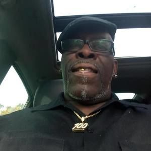 Meet your Posher, June b di